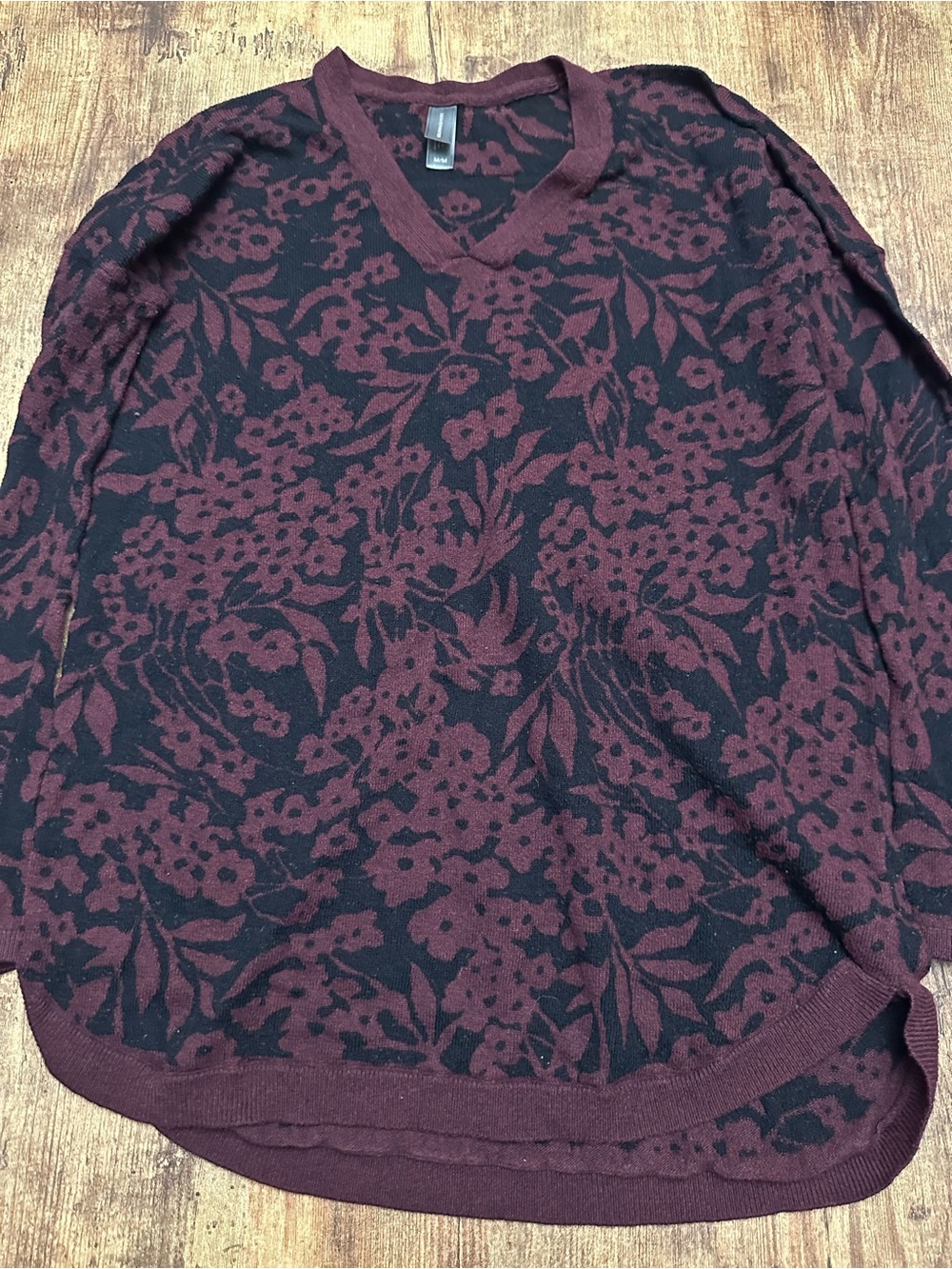 Denver Hayes women's V-Neck Floral Knit Sweater in Burgundy and Black